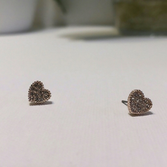 Earrings - Picture 4 of 4